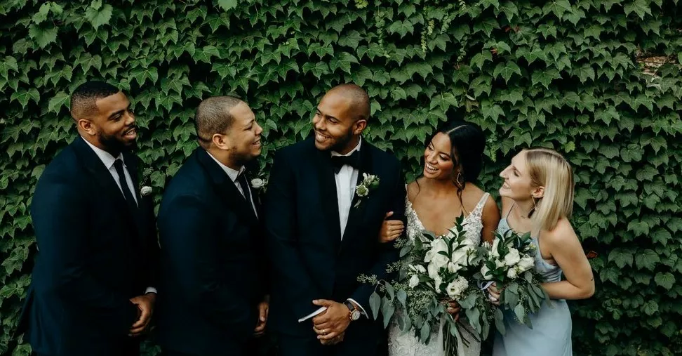 4 Things Men Should Never Do At Weddings